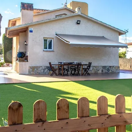 Semesterbostad Casa Montse Bara