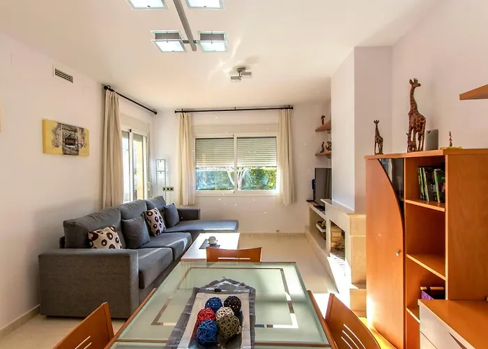 Casa Montse Barà Casa de Férias *