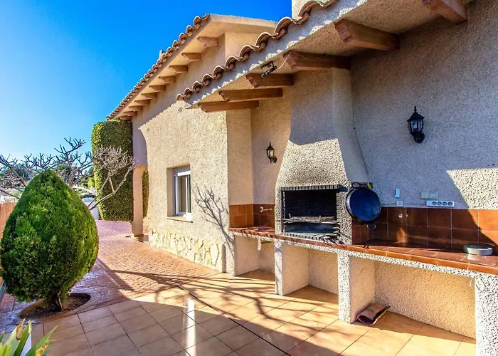 Casa Montse Barà Casa de Férias
