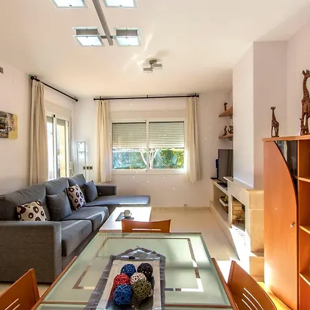 Casa Montse Bara Holiday home *
