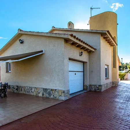 Casa Montse Bara * Roda de Bera